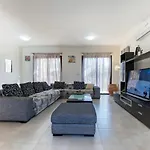 Elena In * ارغاكه