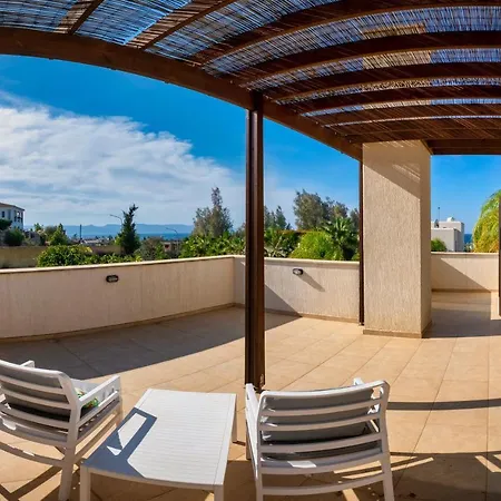 Villa Elena In Argáka